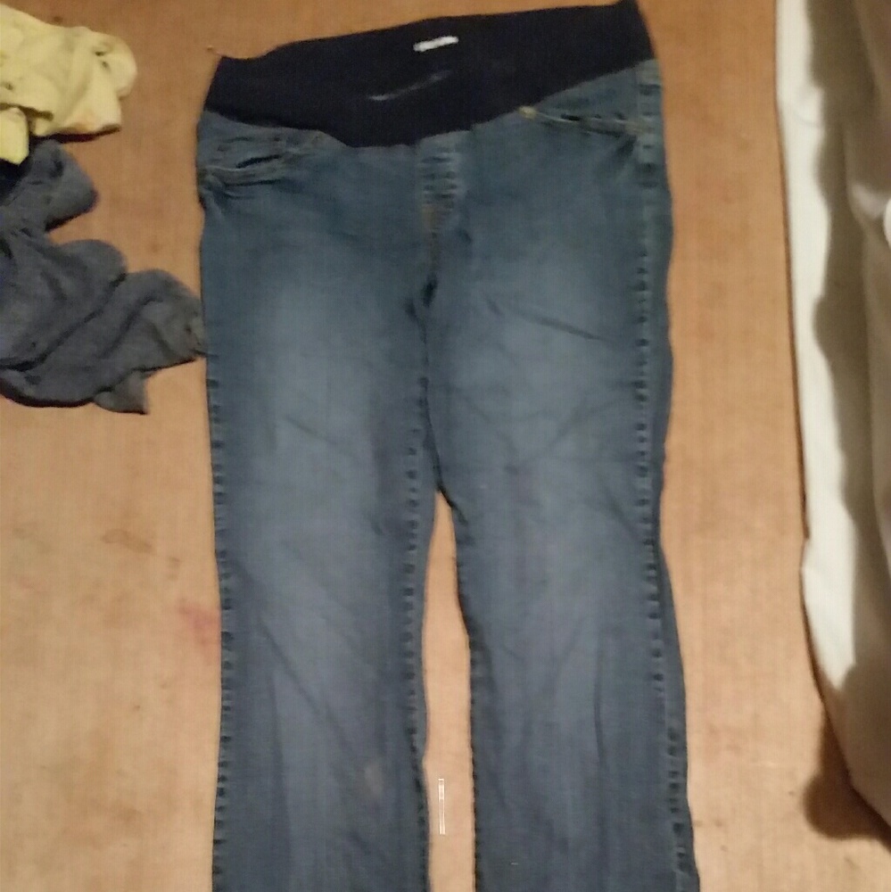 Maternity jeans